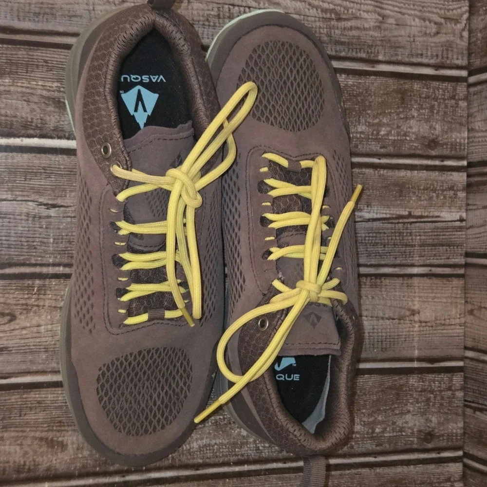 Sz 8.5 M Womens Vasque NatureTex Breeze LT NTX Low Hiking Shoes Brown Vibram